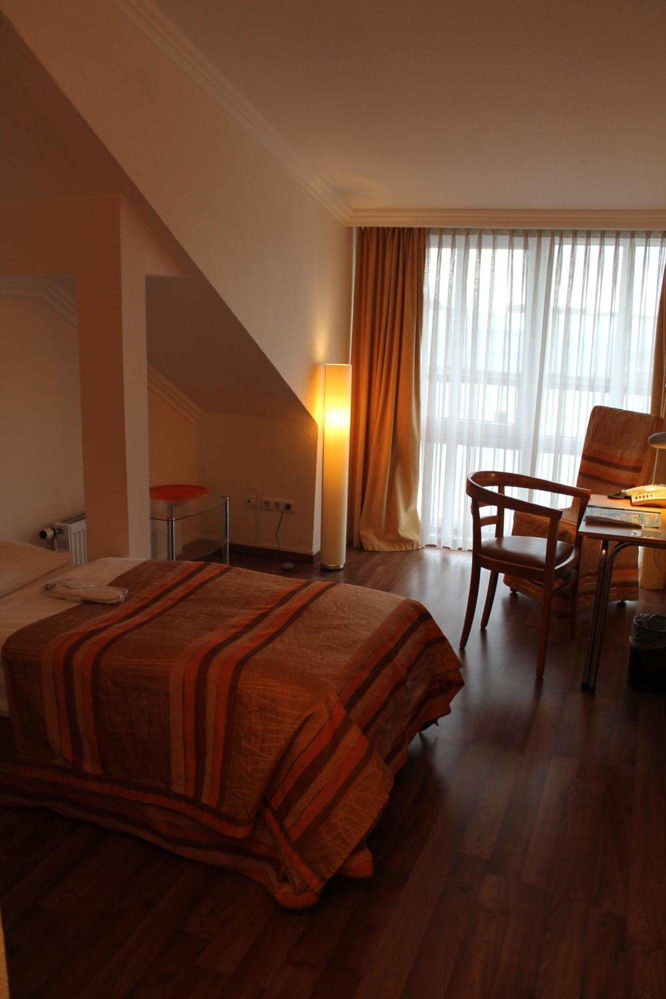 Stadt Hotel Iserlohn Rom bilde